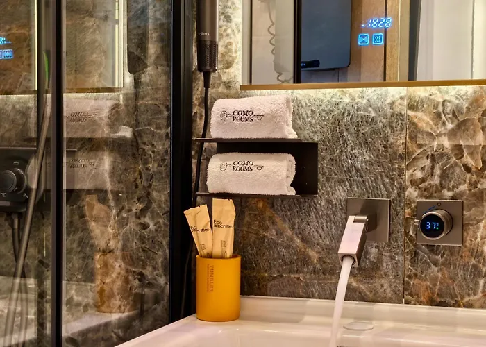 Amona By Comorooms 3*