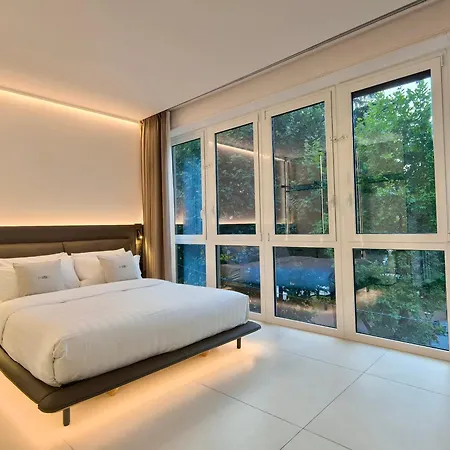 Amona By Comorooms Penzion